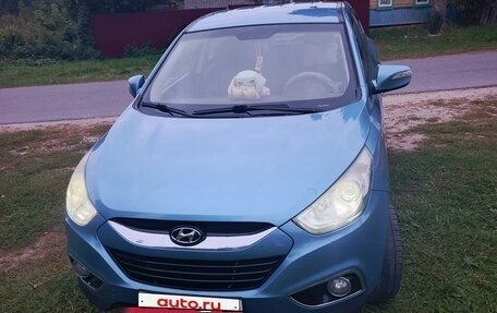 Hyundai ix35 I рестайлинг, 2012 год, 1 000 000 рублей, 2 фотография