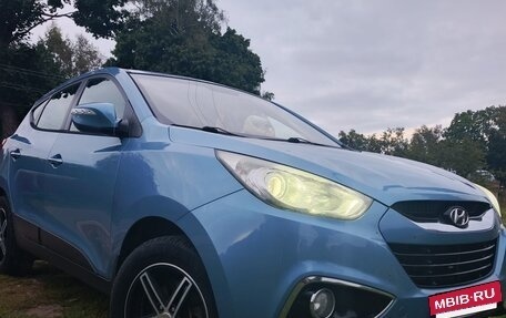 Hyundai ix35 I рестайлинг, 2012 год, 1 000 000 рублей, 5 фотография