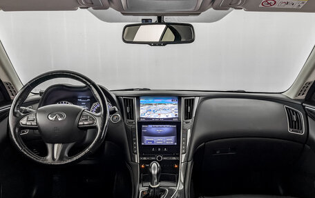 Infiniti Q50 I рестайлинг, 2017 год, 1 990 000 рублей, 14 фотография
