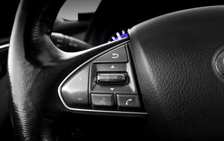 Infiniti Q50 I рестайлинг, 2017 год, 1 990 000 рублей, 28 фотография