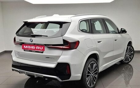 BMW X1, 2024 год, 5 700 000 рублей, 4 фотография