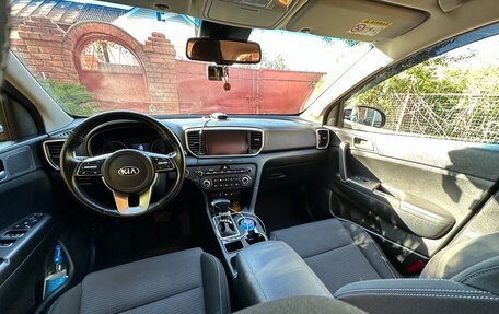 KIA Sportage IV рестайлинг, 2021 год, 2 250 000 рублей, 12 фотография