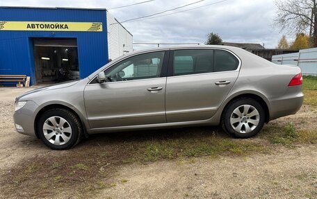 Skoda Superb III рестайлинг, 2010 год, 850 000 рублей, 3 фотография