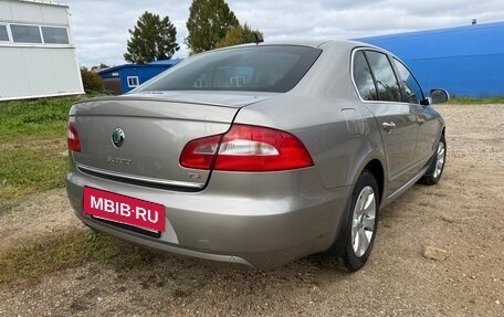 Skoda Superb III рестайлинг, 2010 год, 850 000 рублей, 5 фотография