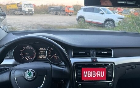 Skoda Superb III рестайлинг, 2010 год, 850 000 рублей, 7 фотография