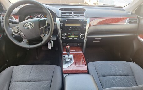 Toyota Camry, 2012 год, 1 650 000 рублей, 10 фотография