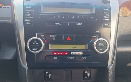 Toyota Camry, 2012 год, 1 650 000 рублей, 16 фотография