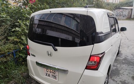 Honda Freed I, 2012 год, 1 300 000 рублей, 7 фотография