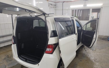 Honda Freed I, 2012 год, 1 300 000 рублей, 16 фотография