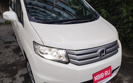 Honda Freed I, 2012 год, 1 300 000 рублей, 10 фотография