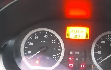 Renault Logan I, 2007 год, 330 000 рублей, 2 фотография