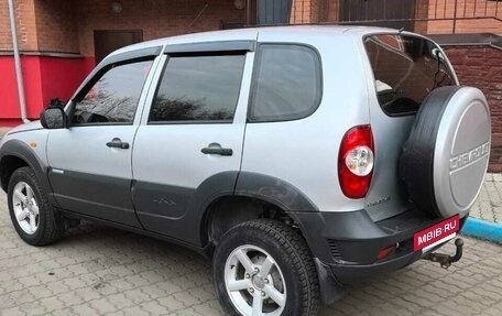 Chevrolet Niva I рестайлинг, 2009 год, 650 000 рублей, 2 фотография