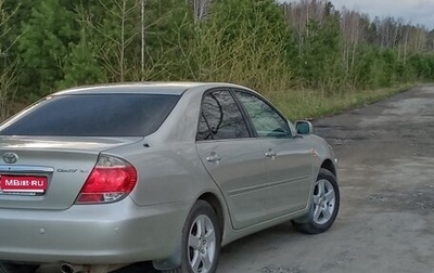 Toyota Camry V40, 2004 год, 750 000 рублей, 1 фотография