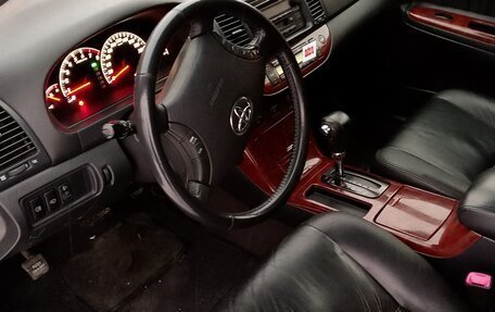 Toyota Camry V40, 2004 год, 750 000 рублей, 7 фотография