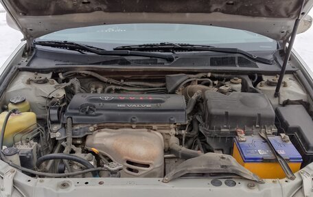 Toyota Camry V40, 2004 год, 750 000 рублей, 10 фотография