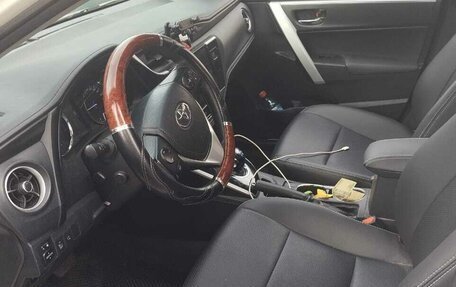 Toyota Corolla, 2019 год, 2 000 000 рублей, 2 фотография