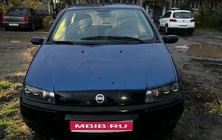 Fiat Punto III Punto Evo рестайлинг, 2000 год, 120 000 рублей, 1 фотография