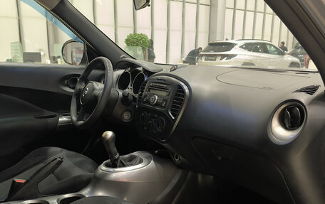 Nissan Juke II, 2012 год, 850 000 рублей, 13 фотография