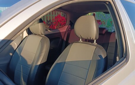 Toyota Yaris I рестайлинг, 2001 год, 250 000 рублей, 9 фотография