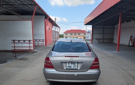 Mercedes-Benz E-Класс, 2003 год, 900 000 рублей, 4 фотография