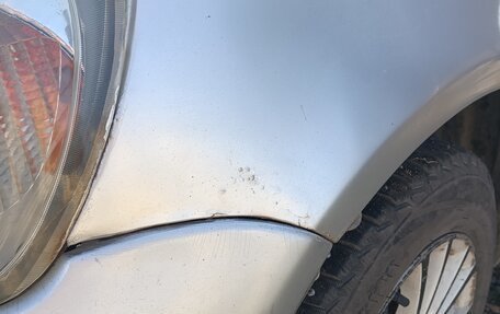 Toyota Yaris I рестайлинг, 2001 год, 250 000 рублей, 13 фотография