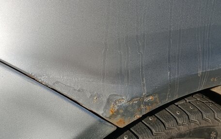 Toyota Yaris I рестайлинг, 2001 год, 250 000 рублей, 14 фотография