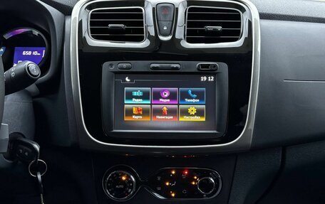 Renault Sandero II рестайлинг, 2016 год, 1 365 000 рублей, 18 фотография