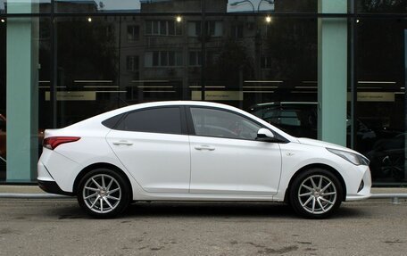 Hyundai Solaris II рестайлинг, 2021 год, 1 447 000 рублей, 4 фотография