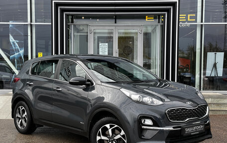 KIA Sportage IV рестайлинг, 2018 год, 2 199 000 рублей, 3 фотография