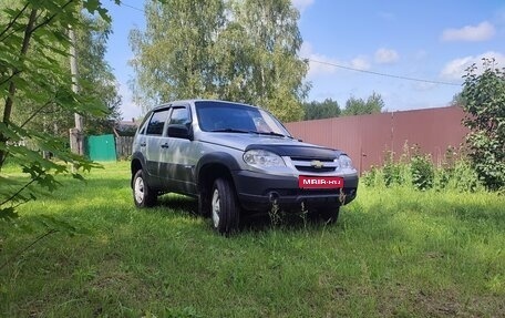 Chevrolet Niva I рестайлинг, 2011 год, 370 000 рублей, 1 фотография