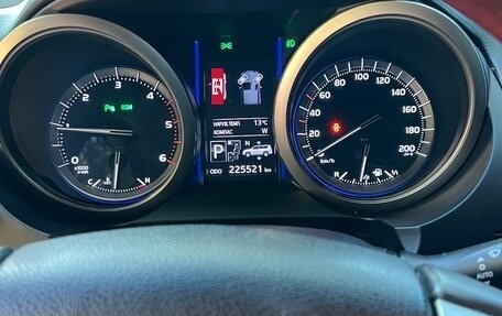 Toyota Land Cruiser Prado 150 рестайлинг 2, 2016 год, 4 100 000 рублей, 7 фотография