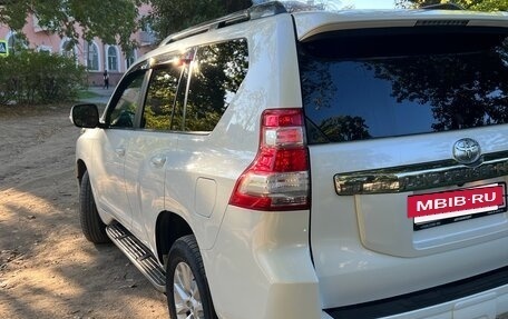 Toyota Land Cruiser Prado 150 рестайлинг 2, 2016 год, 4 100 000 рублей, 2 фотография