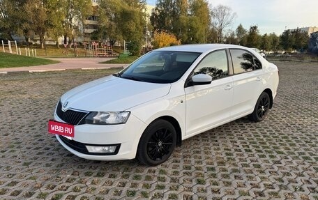 Skoda Rapid I, 2015 год, 900 000 рублей, 3 фотография
