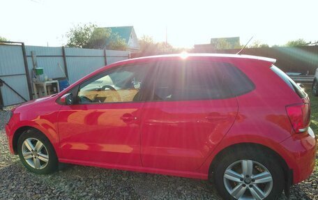 Volkswagen Polo VI (EU Market), 2012 год, 700 000 рублей, 3 фотография