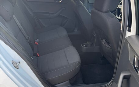 Skoda Rapid I, 2015 год, 900 000 рублей, 13 фотография