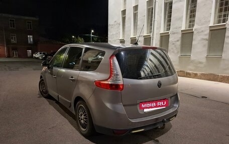Renault Scenic III, 2012 год, 650 000 рублей, 4 фотография