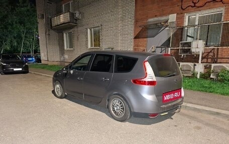 Renault Scenic III, 2012 год, 650 000 рублей, 10 фотография