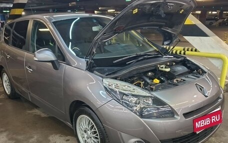 Renault Scenic III, 2012 год, 650 000 рублей, 11 фотография