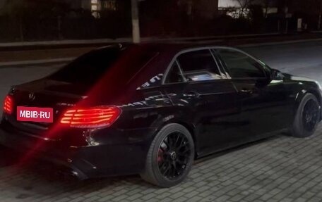 Mercedes-Benz E-Класс AMG, 2011 год, 2 190 000 рублей, 7 фотография