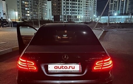 Mercedes-Benz E-Класс AMG, 2011 год, 2 190 000 рублей, 5 фотография