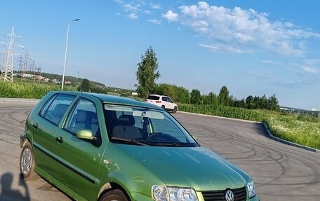Volkswagen Polo III рестайлинг, 2001 год, 300 000 рублей, 4 фотография