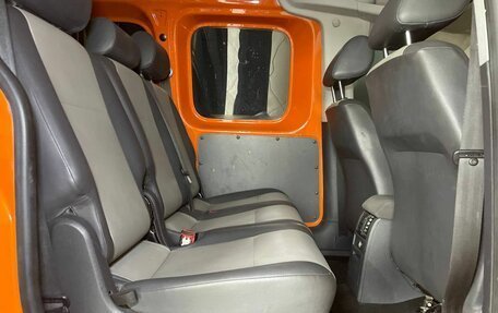 Volkswagen Caddy III рестайлинг, 2013 год, 1 299 000 рублей, 10 фотография