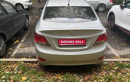 Hyundai Solaris II рестайлинг, 2014 год, 1 500 000 рублей, 4 фотография