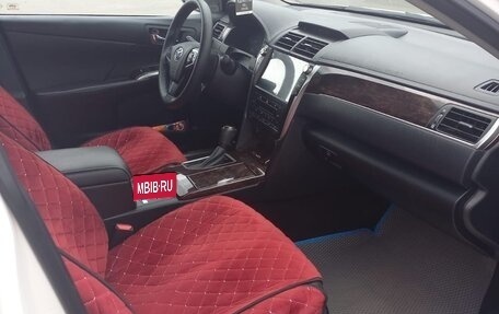 Toyota Camry, 2018 год, 2 250 000 рублей, 6 фотография