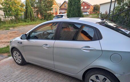 KIA Rio III рестайлинг, 2015 год, 850 000 рублей, 4 фотография