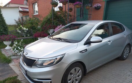 KIA Rio III рестайлинг, 2015 год, 850 000 рублей, 3 фотография