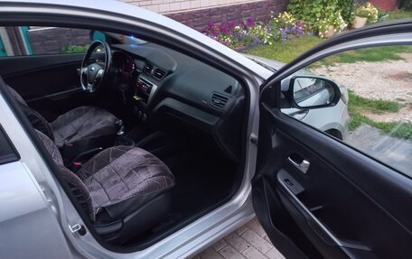 KIA Rio III рестайлинг, 2015 год, 850 000 рублей, 10 фотография