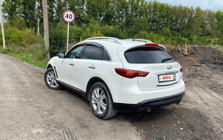 Infiniti QX70, 2014 год, 2 150 000 рублей, 3 фотография