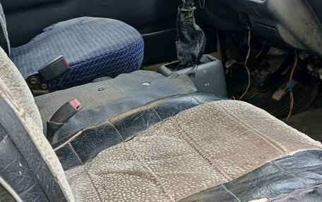 Toyota HiAce H100, 1991 год, 250 000 рублей, 3 фотография