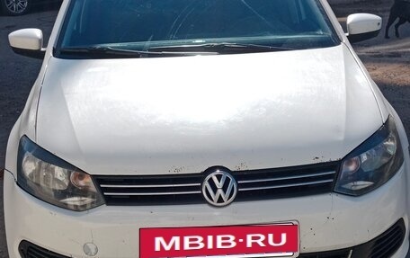 Volkswagen Polo VI (EU Market), 2012 год, 485 000 рублей, 2 фотография